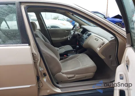 2001 Honda Accord 2.3 Lx z USA, uszkodzony, nr VIN 1HGCG56401A149120